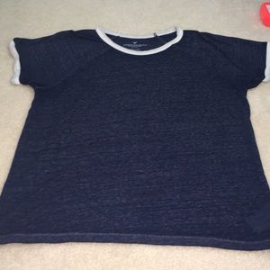 american eagle t-shirt